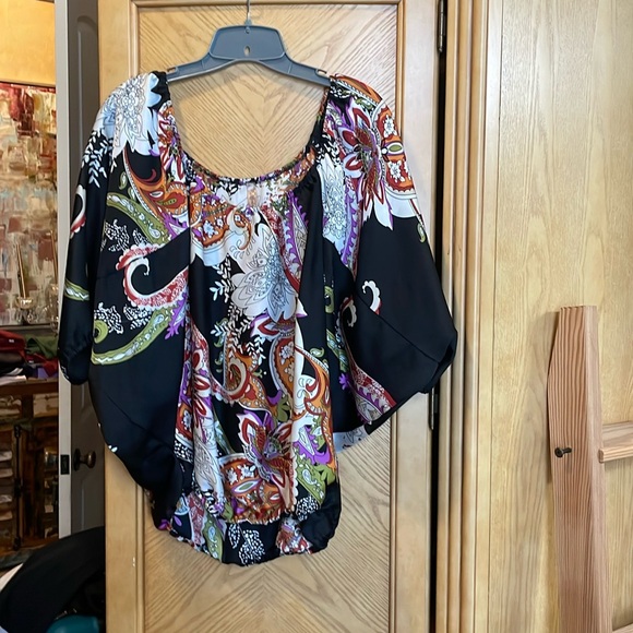 Paula kc multicolor blouse size large - Picture 2 of 9